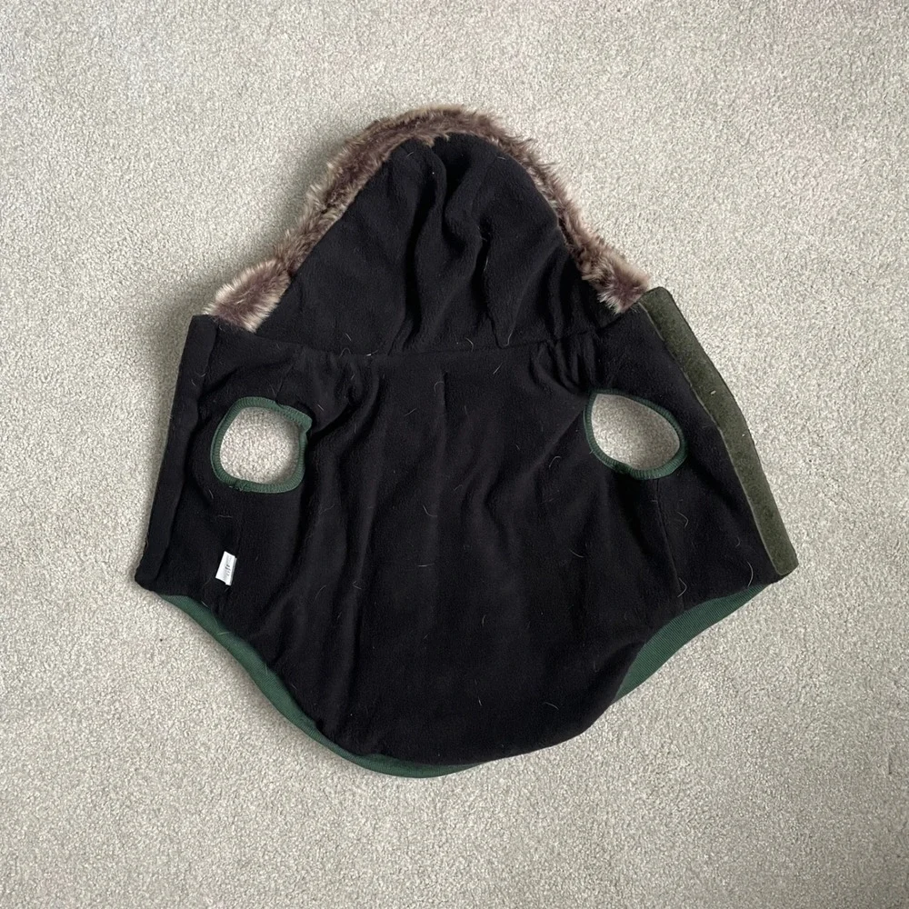 Tails & Noses Holiday Pet Dog Jacket Coat Green Size Large NWT